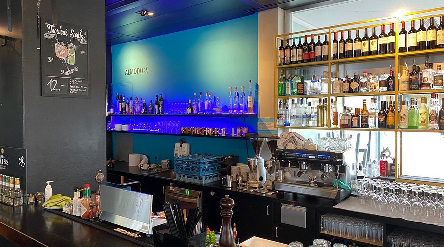 Almodobar - Bars & Nachtleben in Baden