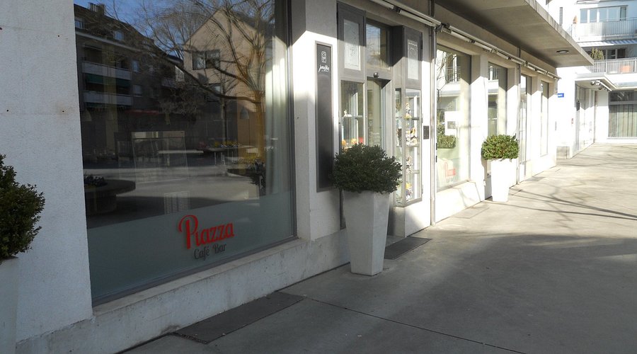 Piazza Bar - Bars & Nachtleben in Baden